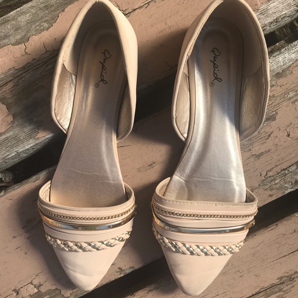 Back to the office! Chic and comfy flats - Picture 2 of 3